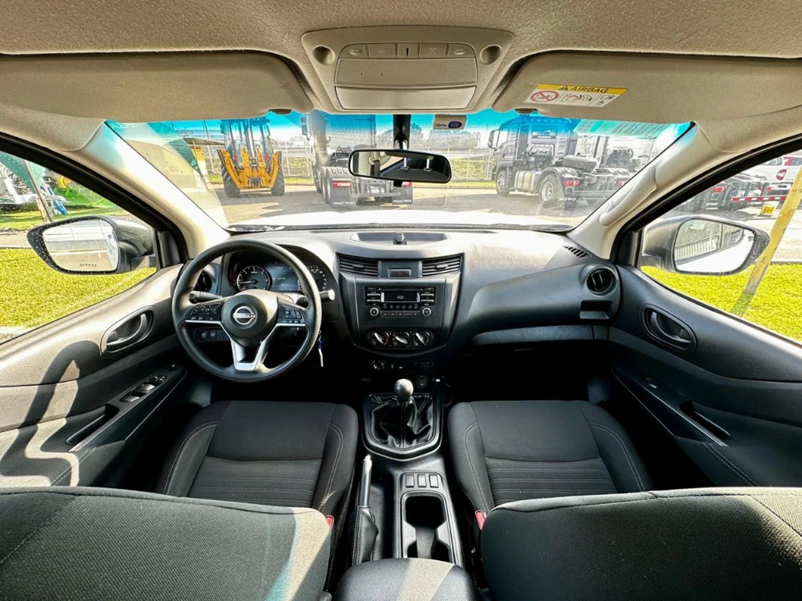 NISSAN NAVARA 2023 - Imagen 13 de 20