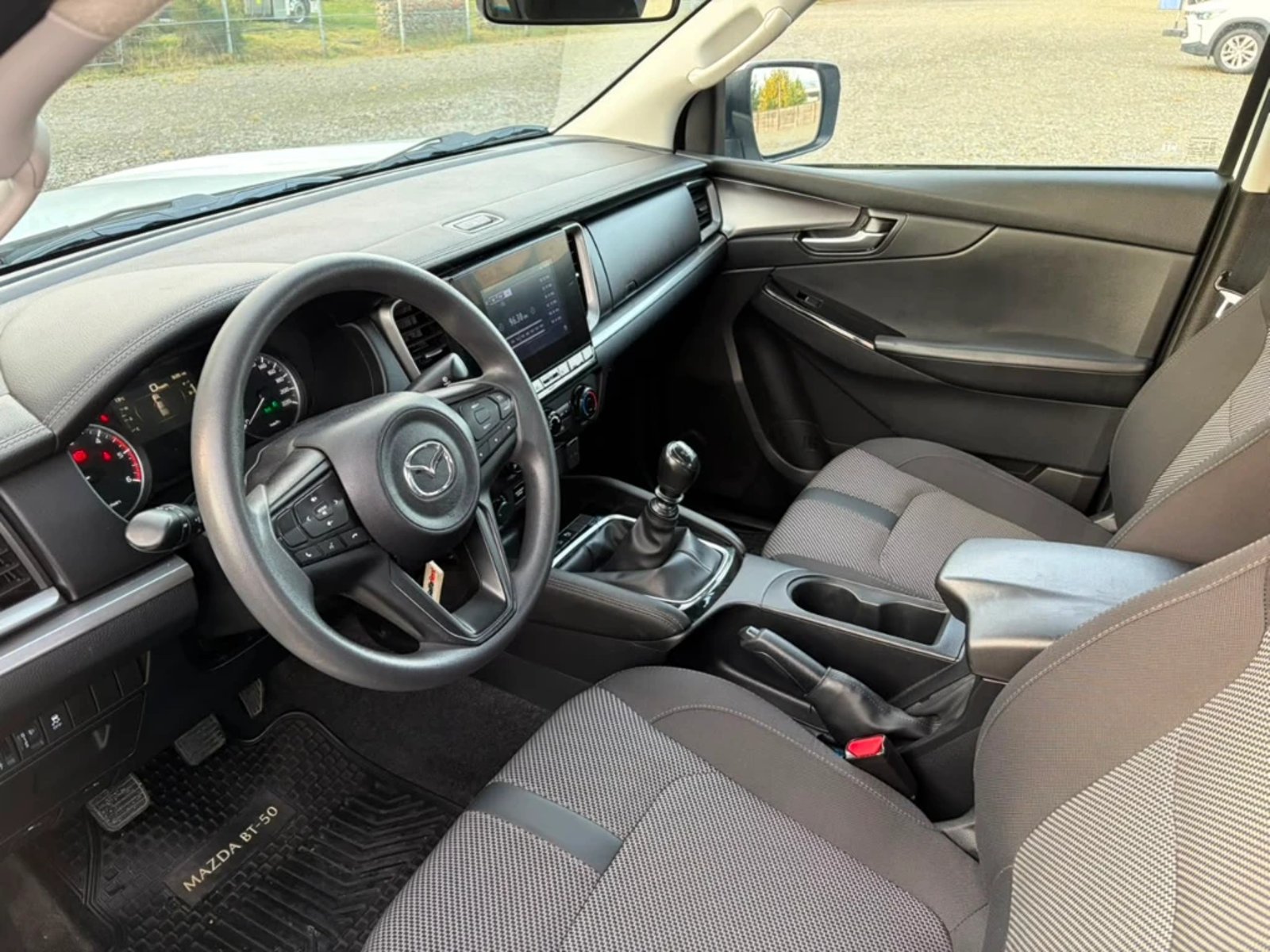 Mazda Bt-50 2022 - Imagen 17 de 20