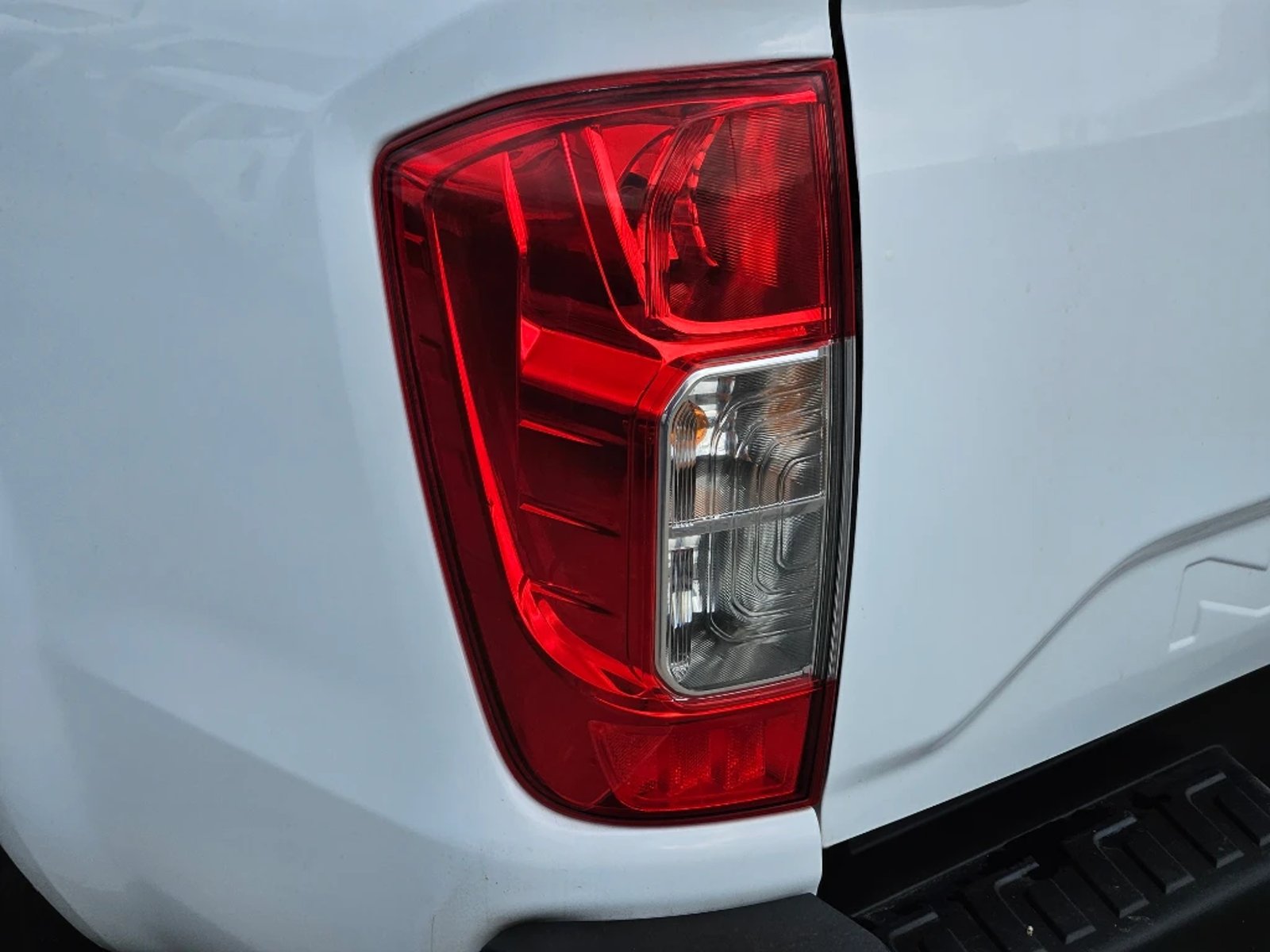 NISSAN NAVARA 2023 - Imagen 11 de 20