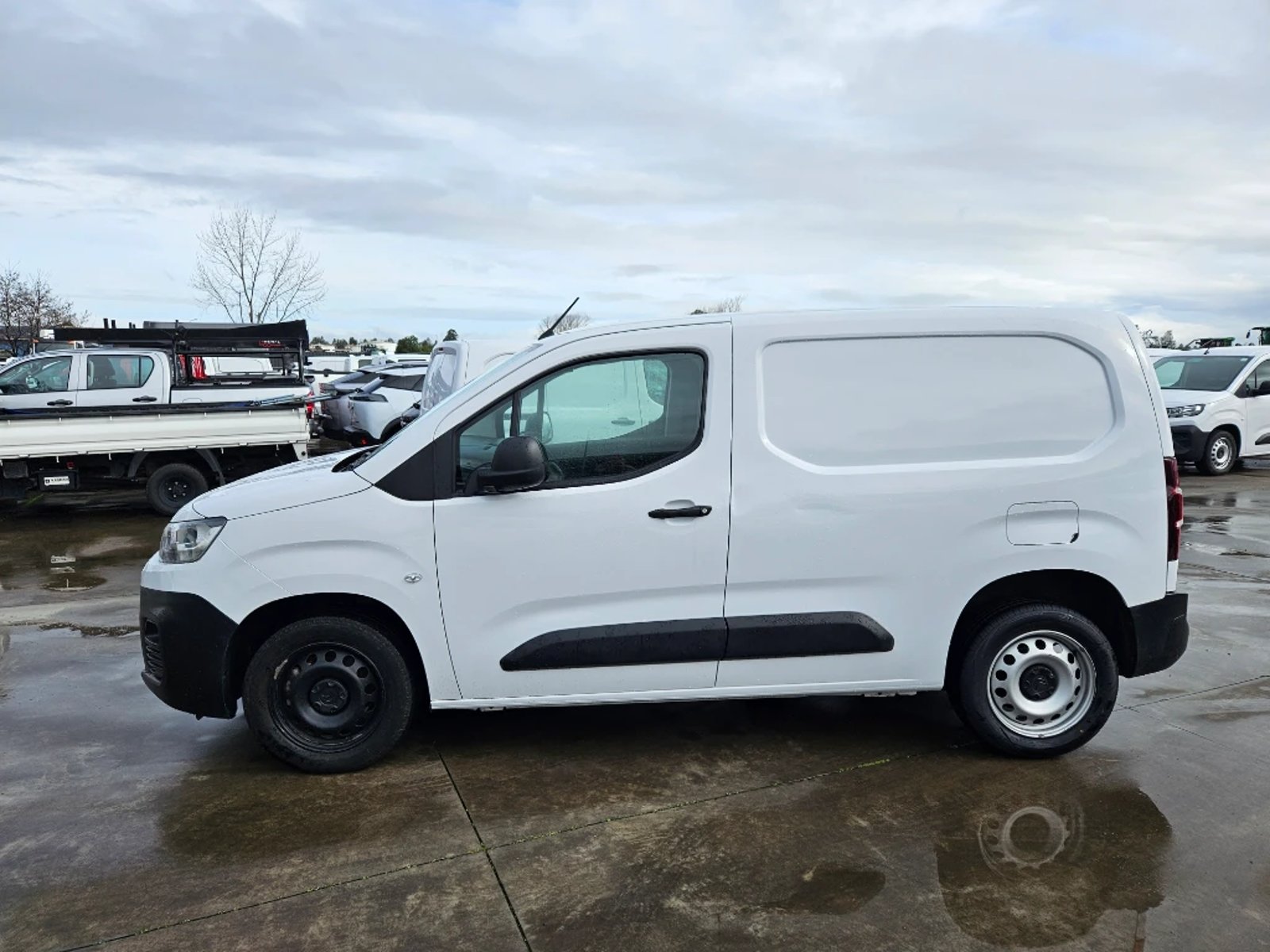 Citroën Berlingo 2024 - Imagen 8 de 20