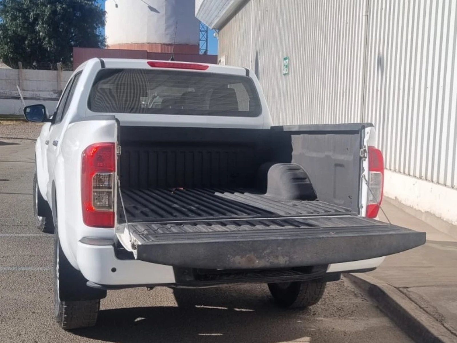 Nissan Navara 2023 - Imagen 8 de 20
