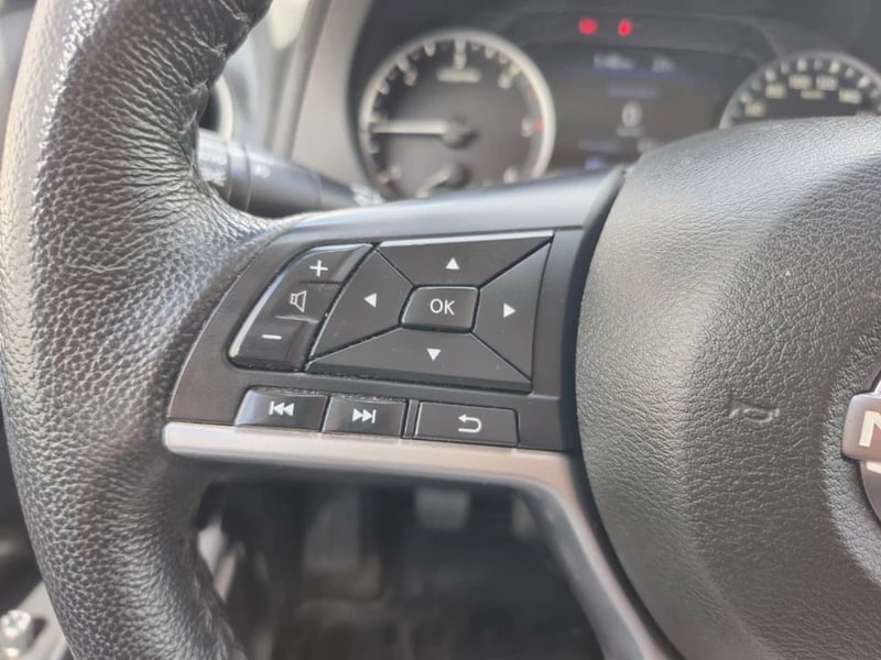 Nissan Navara 2023 - Imagen 17 de 20