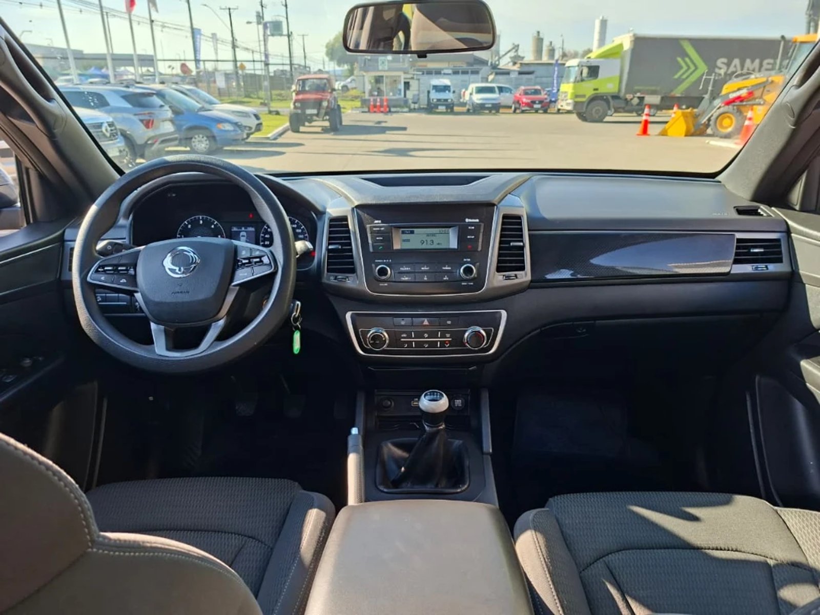 SSANGYONG GRAND MUSSO 2023 - Imagen 15 de 20