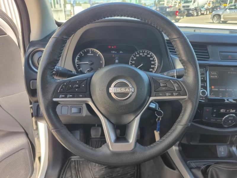 Nissan Navara 2023 - Imagen 17 de 20