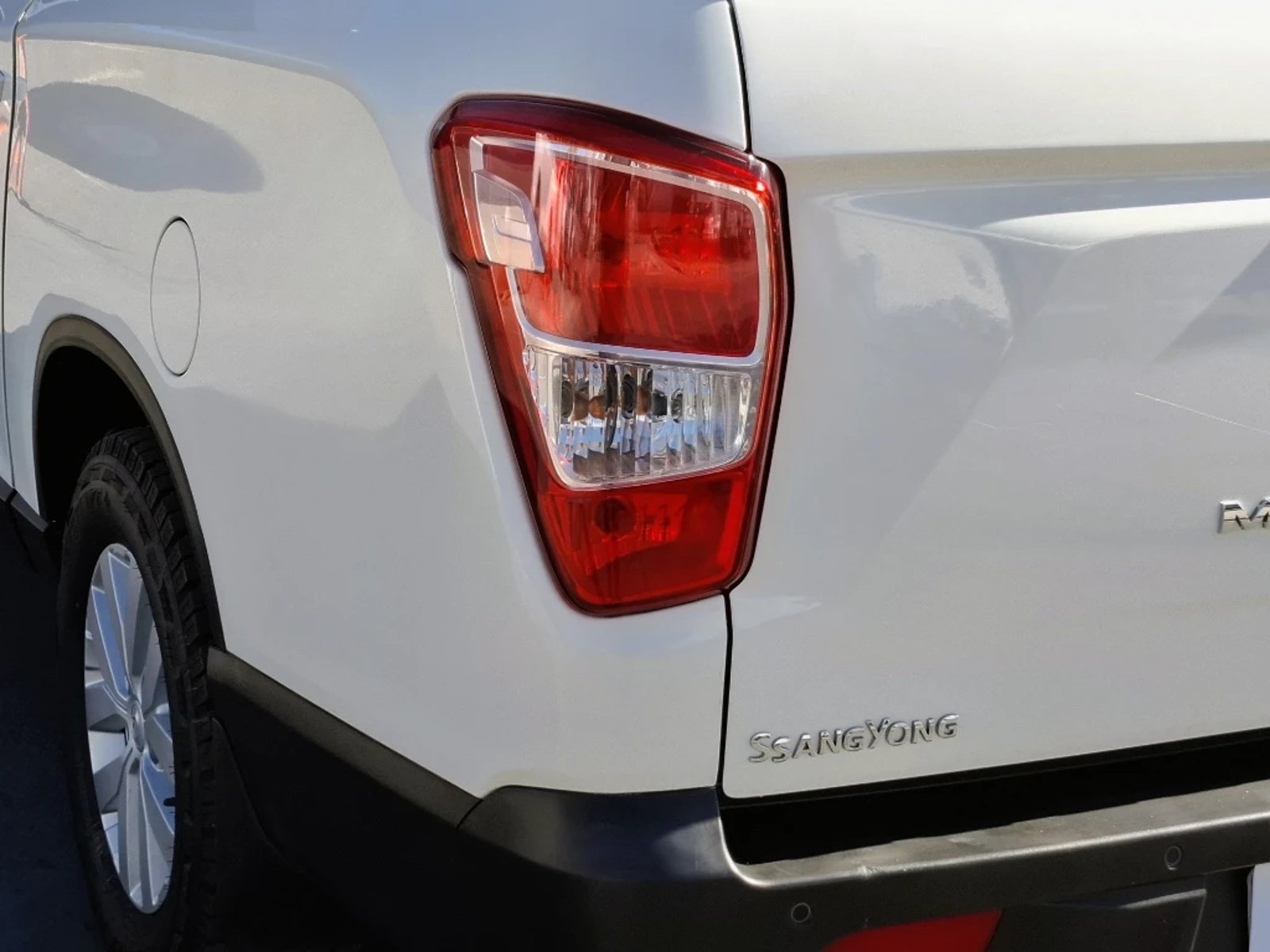 SSANGYONG GRAND MUSSO 2023 - Imagen 10 de 20