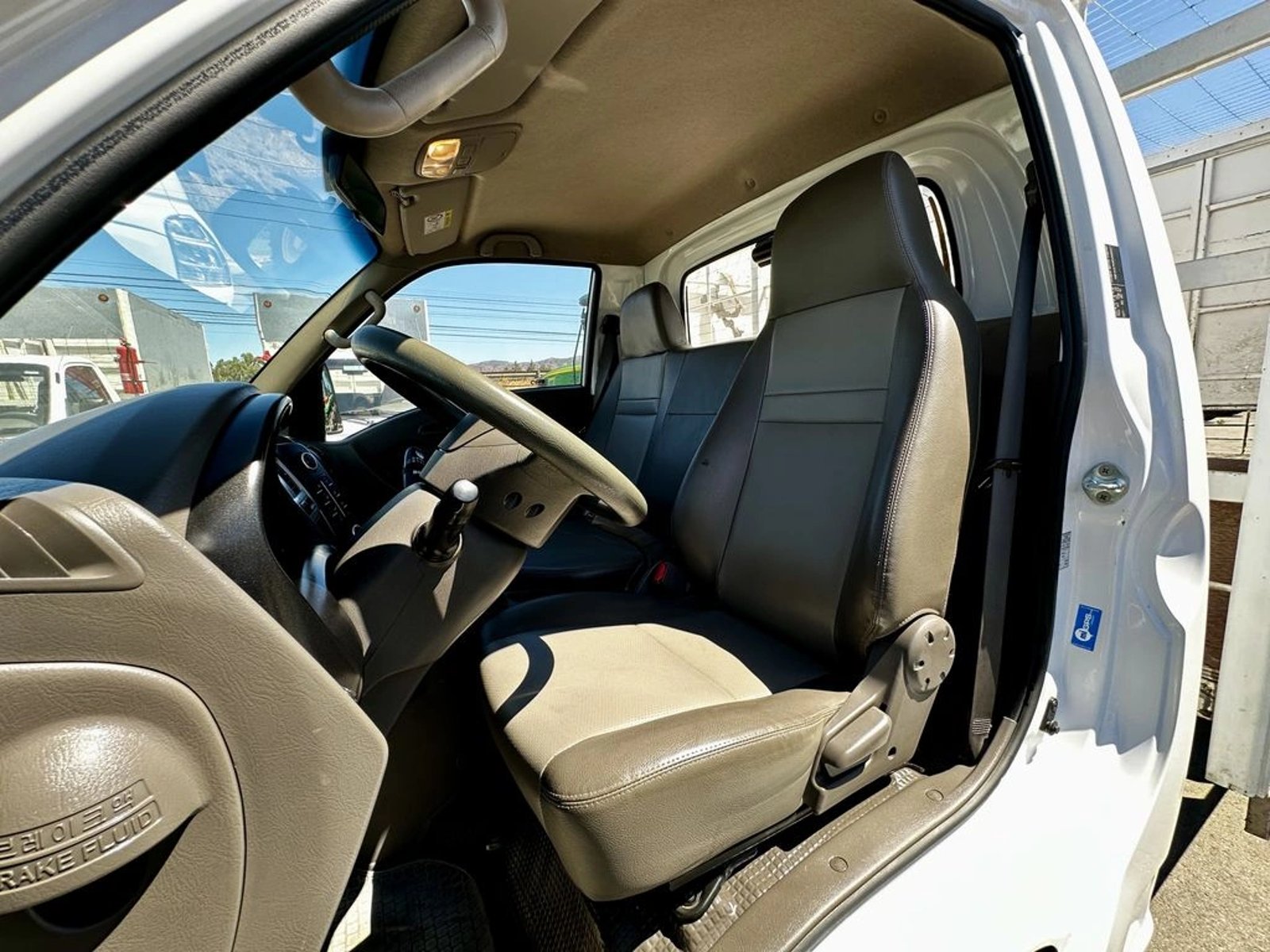 HYUNDAI PORTER 2022 - Imagen 14 de 20