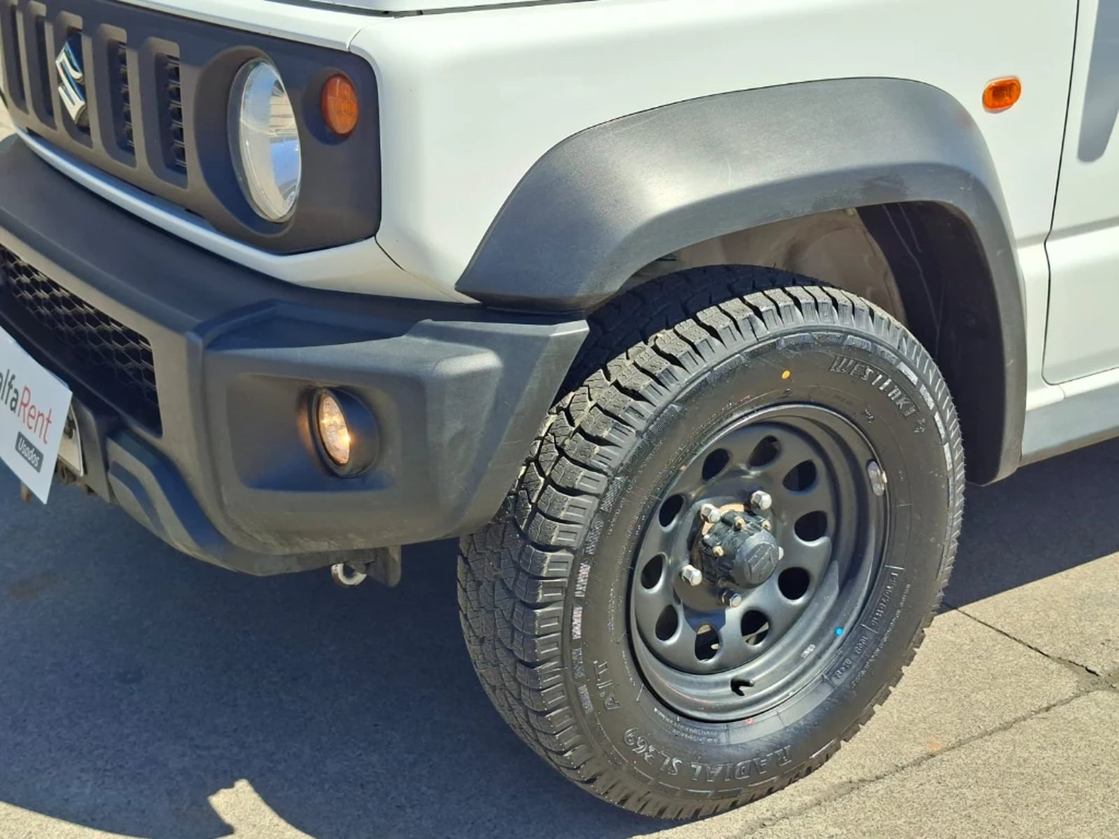 SUZUKI JIMNY 2023 - Imagen 11 de 20