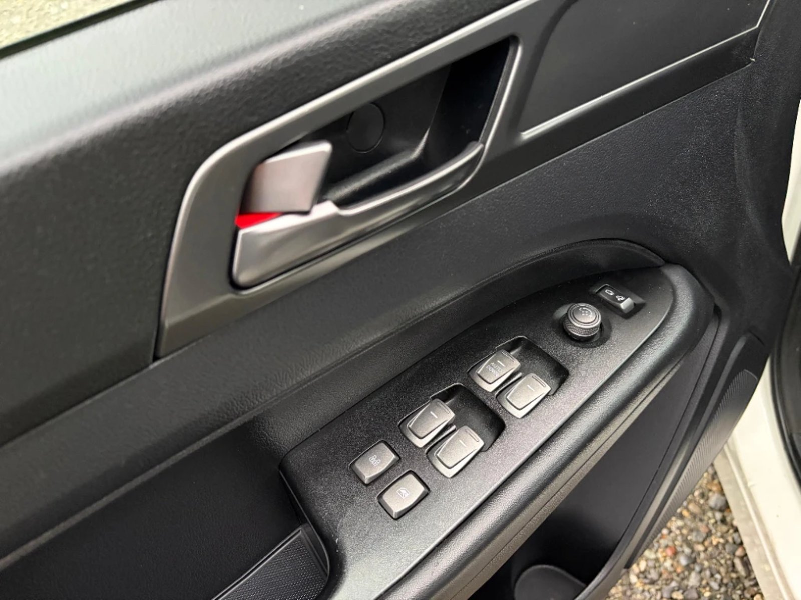 SsangYong Grand musso 2023 - Imagen 15 de 20