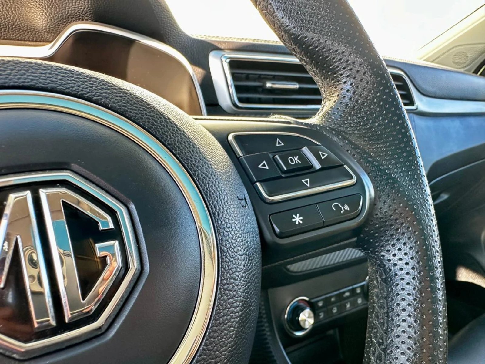 MG Zs 2023 - Imagen 13 de 20