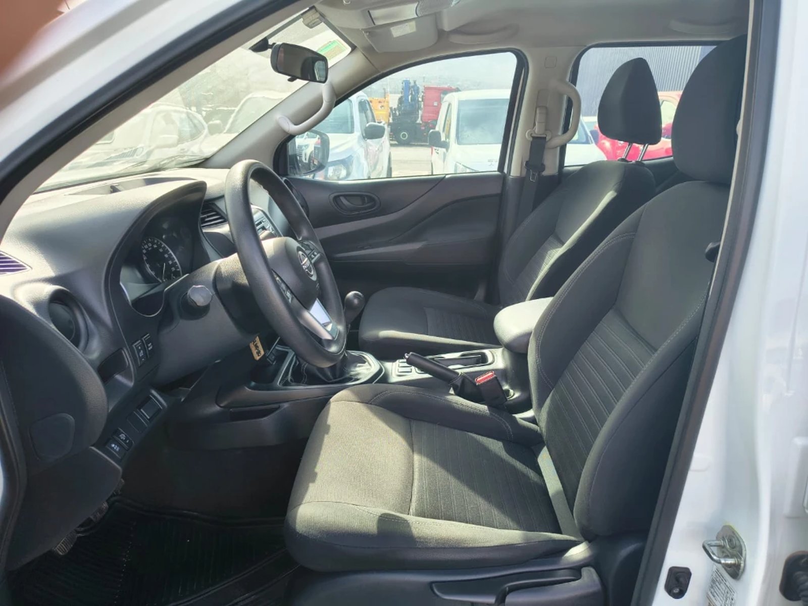 Nissan Navara 2023 - Imagen 14 de 20