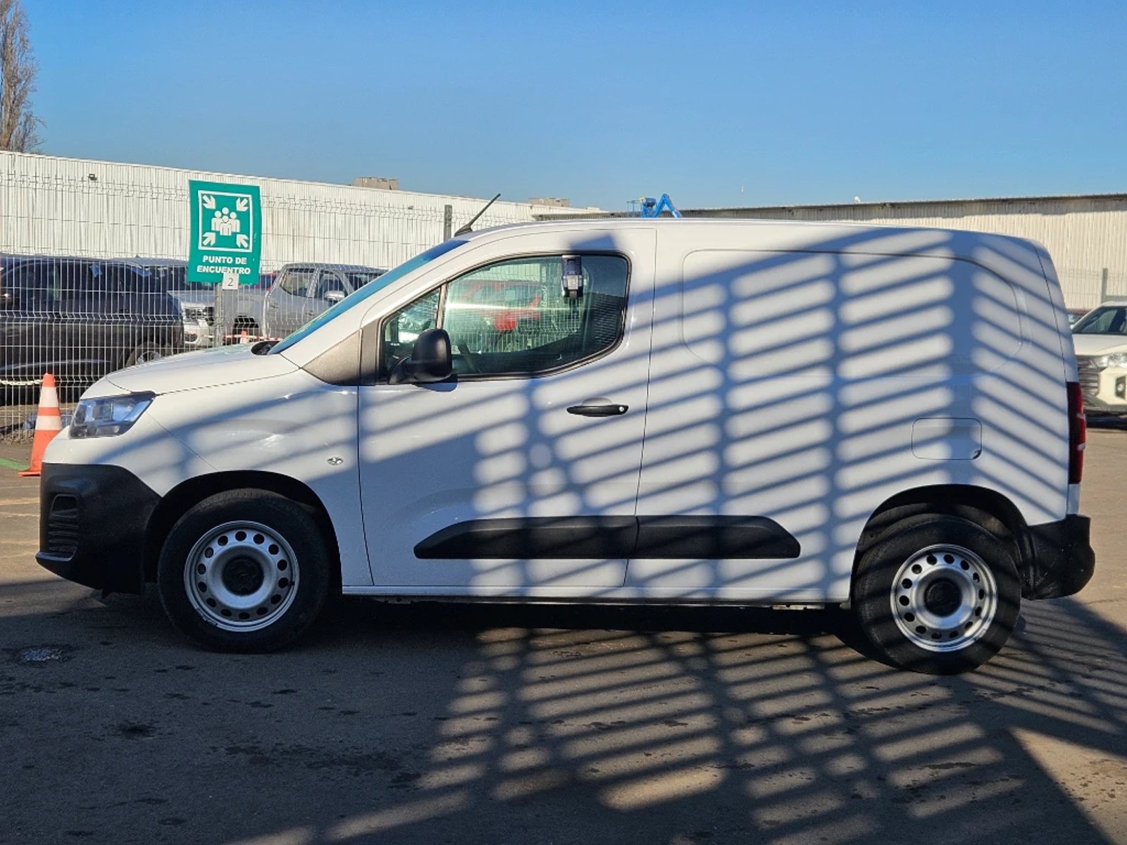 Citroën Berlingo 2024 - Imagen 8 de 20