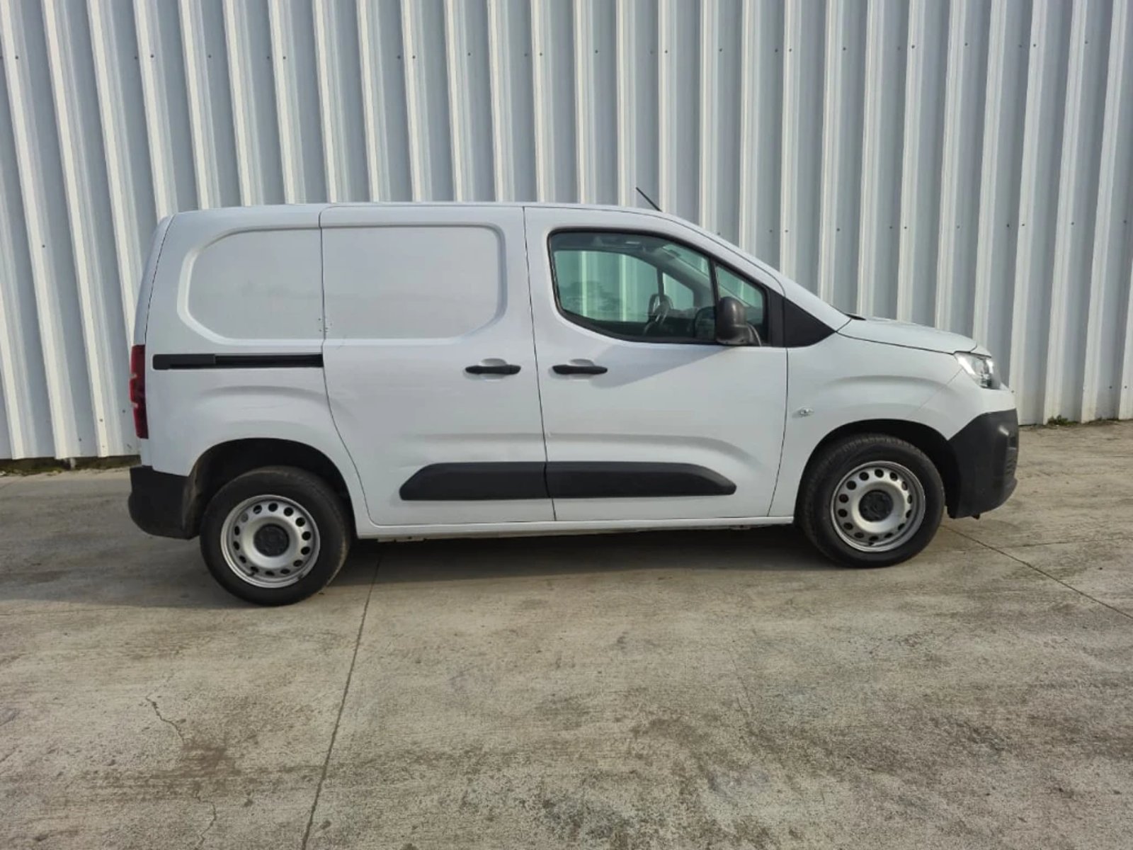 Citroën Berlingo 2024 - Foto 4 de 20
