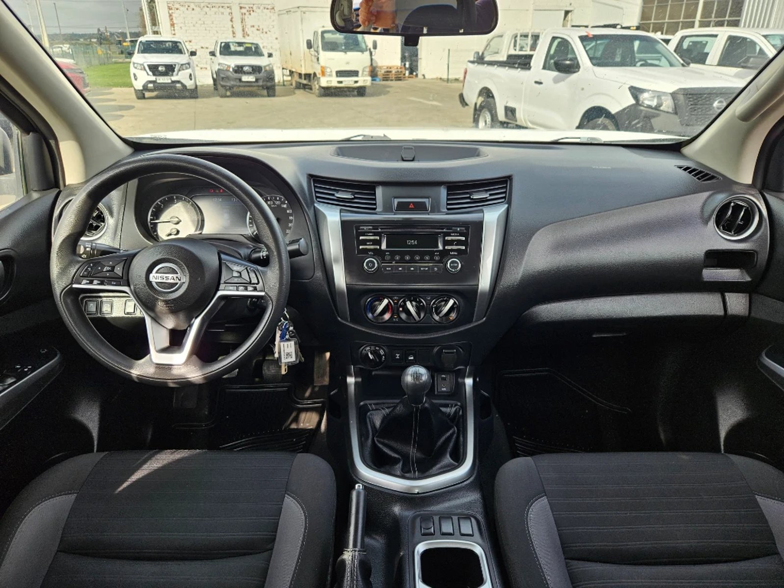 NISSAN NAVARA 2023 - Imagen 12 de 20