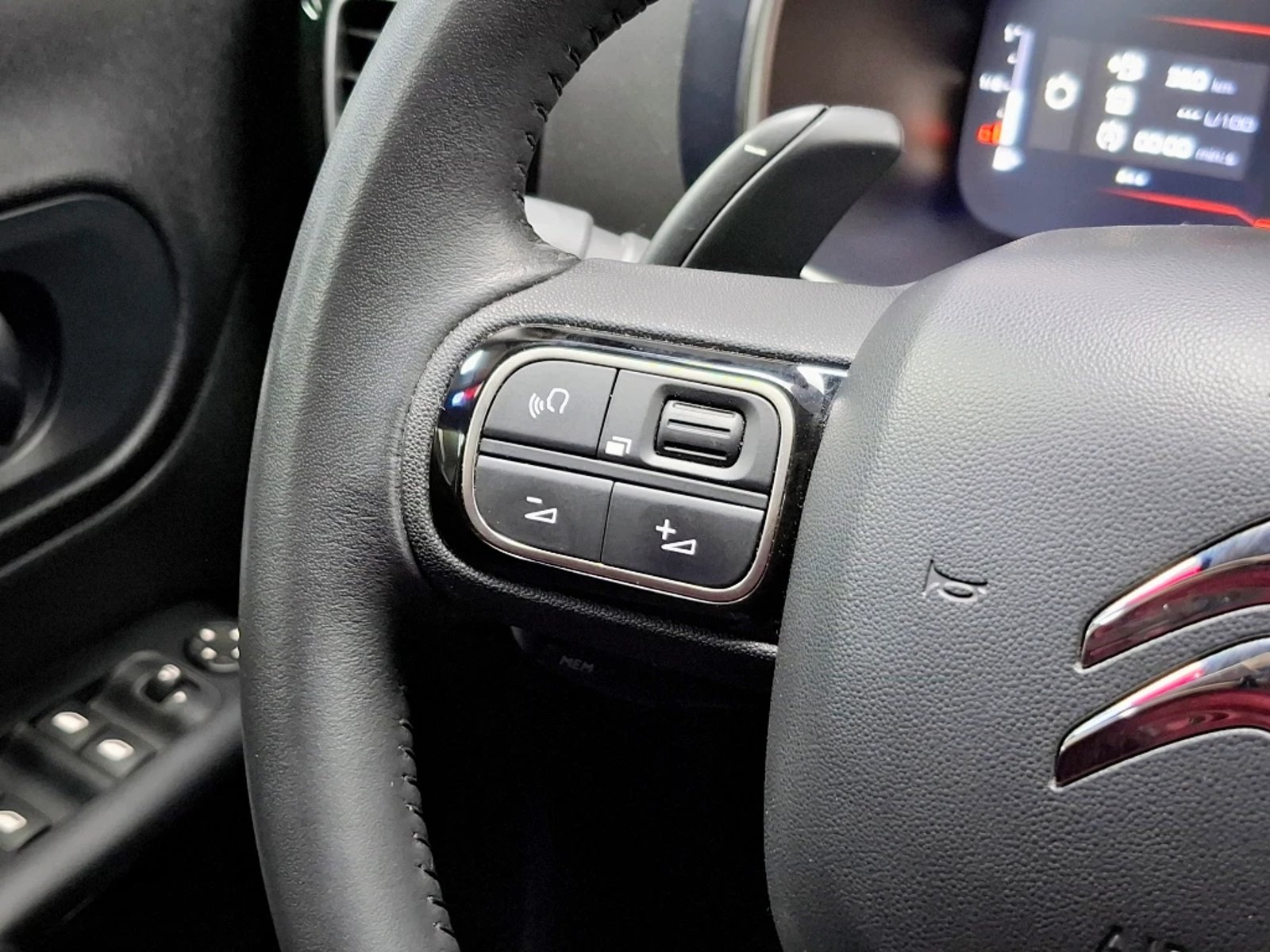 CITROEN C5 AIRCROSS 2023 - Imagen 15 de 20