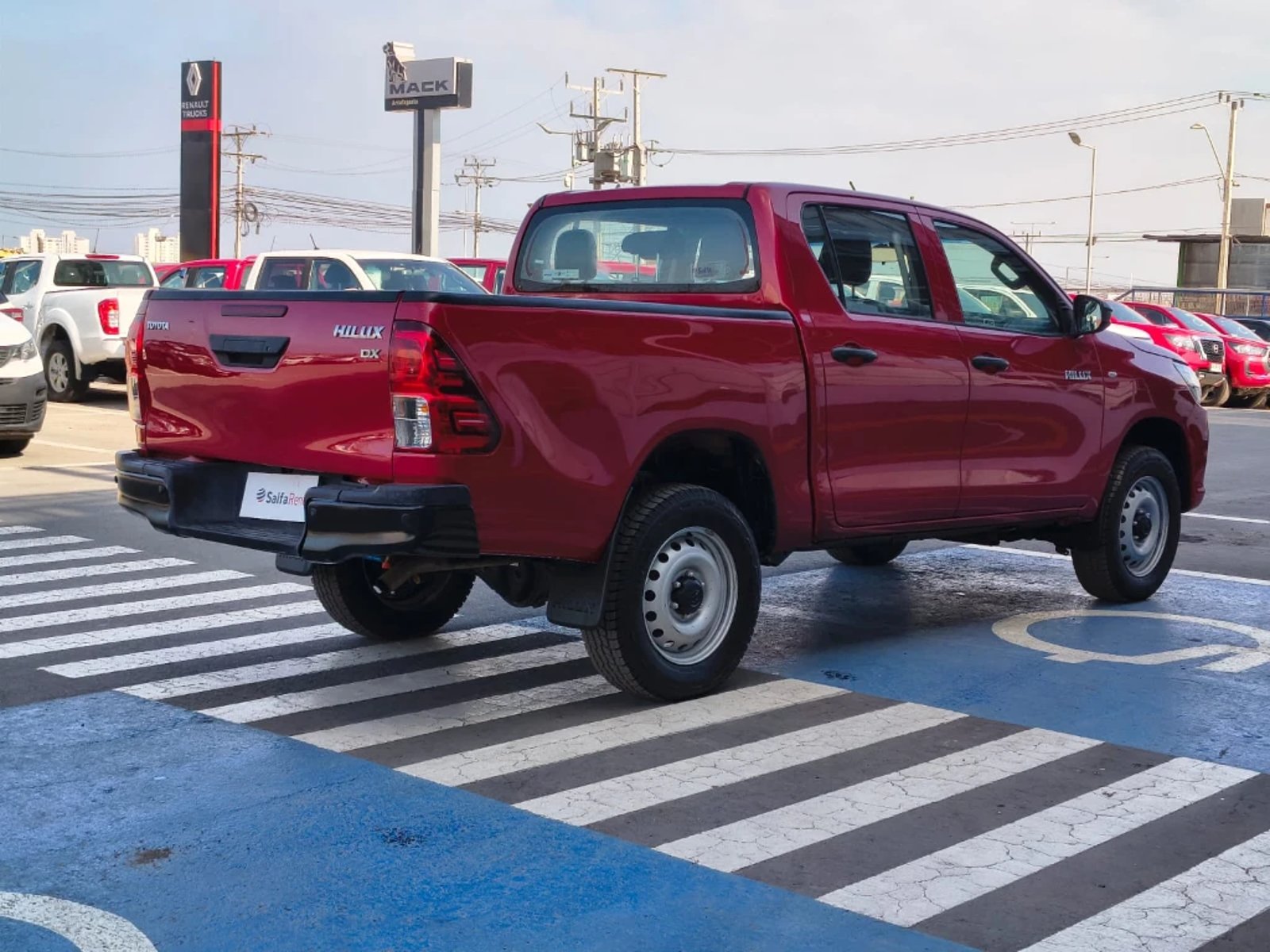 Toyota Hilux 2023 - Foto 5 de 20