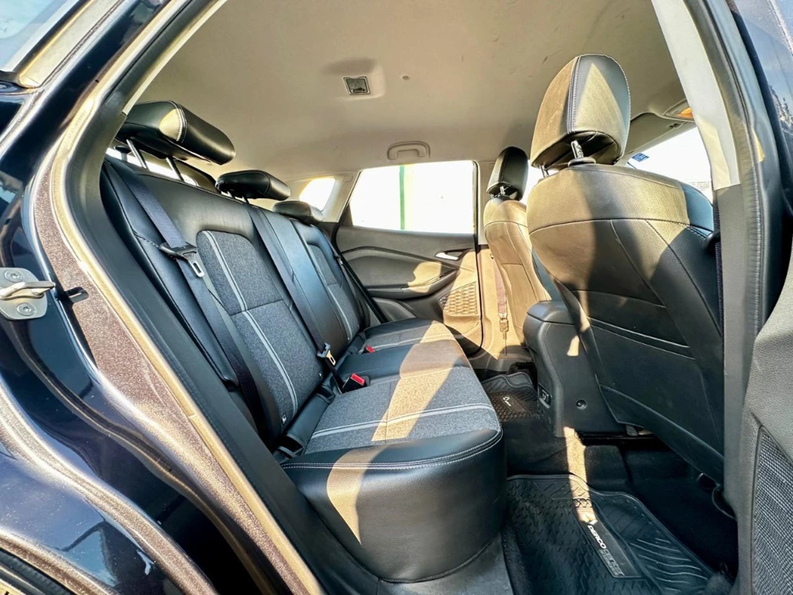 CHEVROLET TRACKER 2025 - Imagen 12 de 20