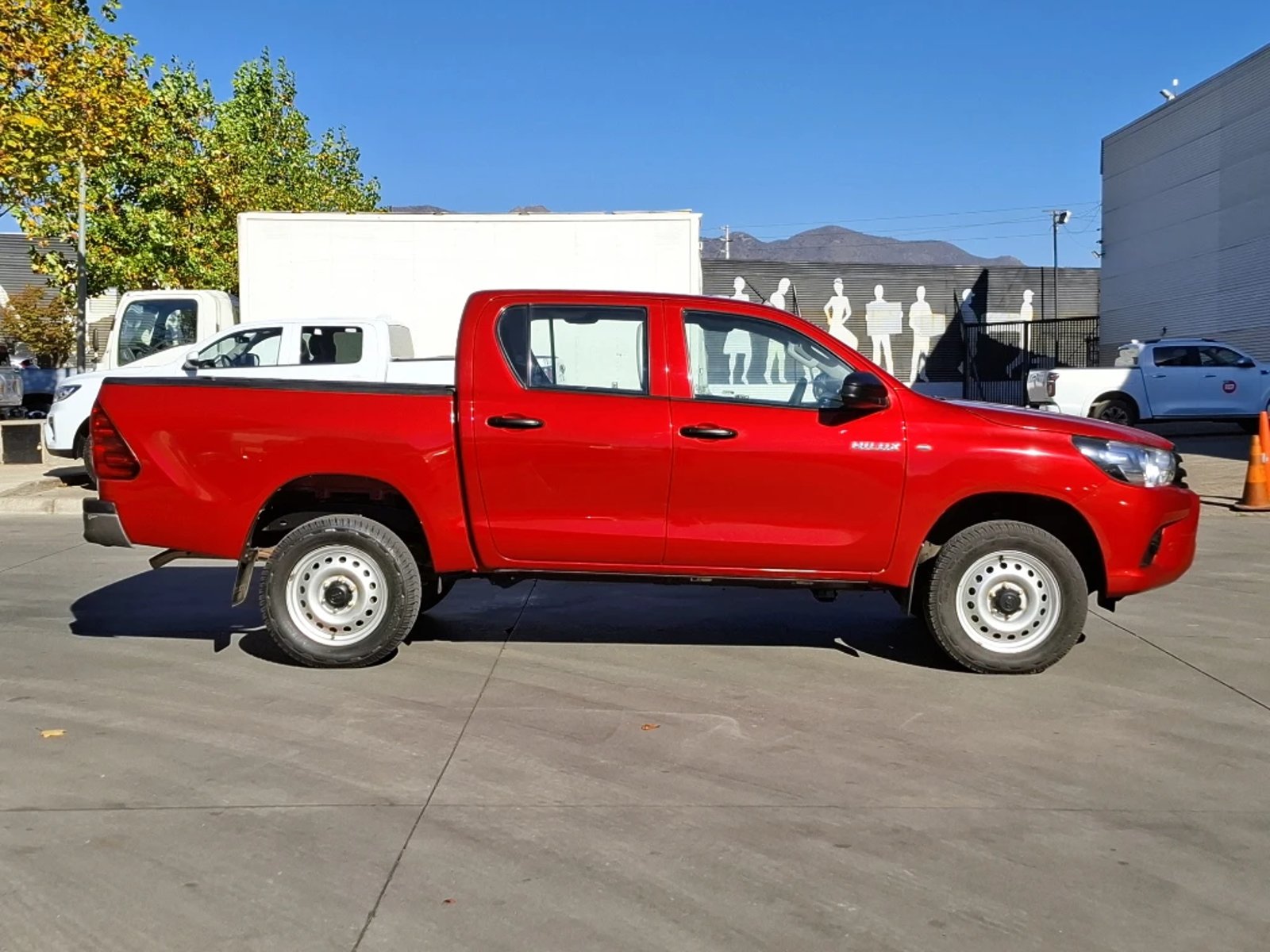 TOYOTA HILUX 2023 - Imagen 7 de 20