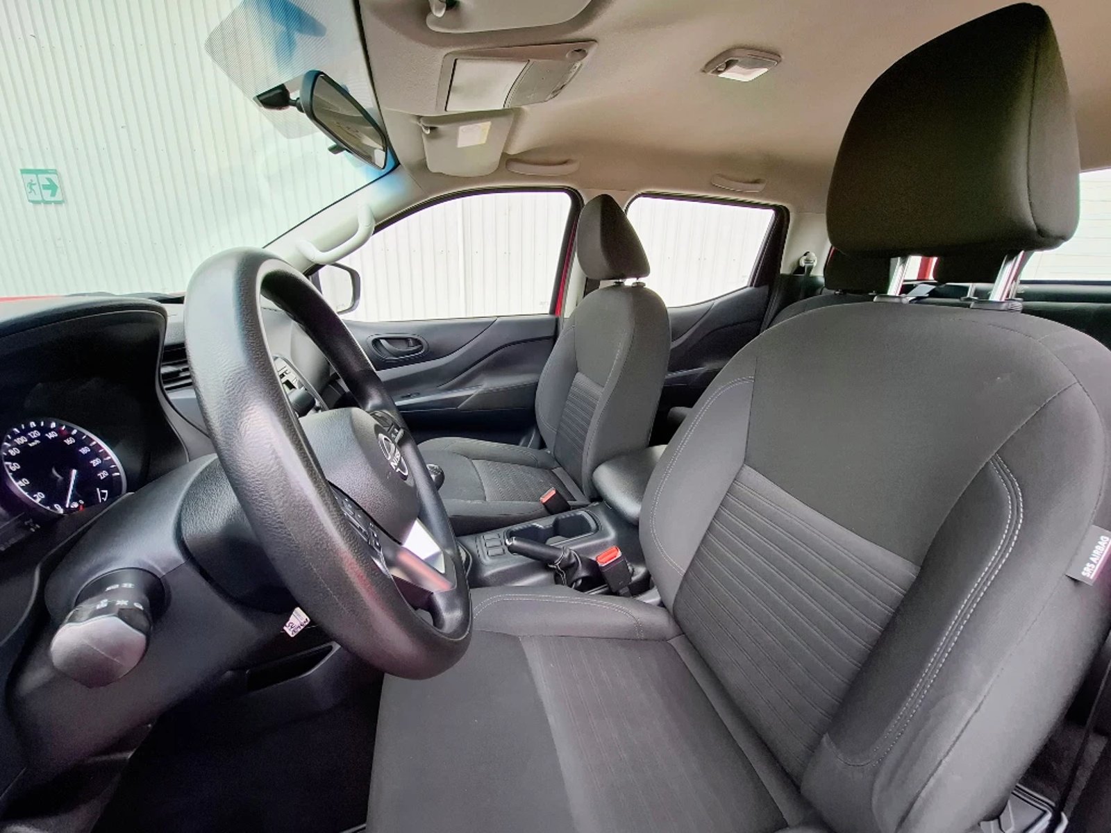 NISSAN NAVARA 2023 - Imagen 11 de 20