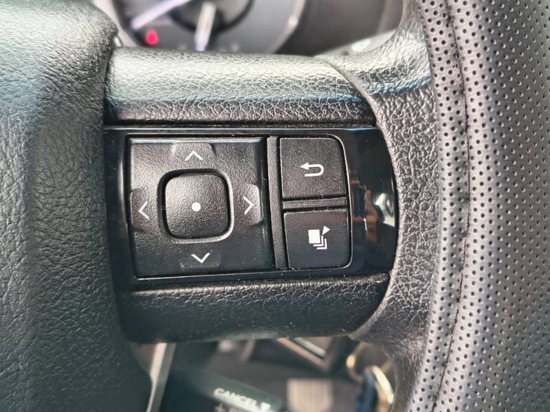 Toyota Hilux 2023 - Imagen 13 de 20
