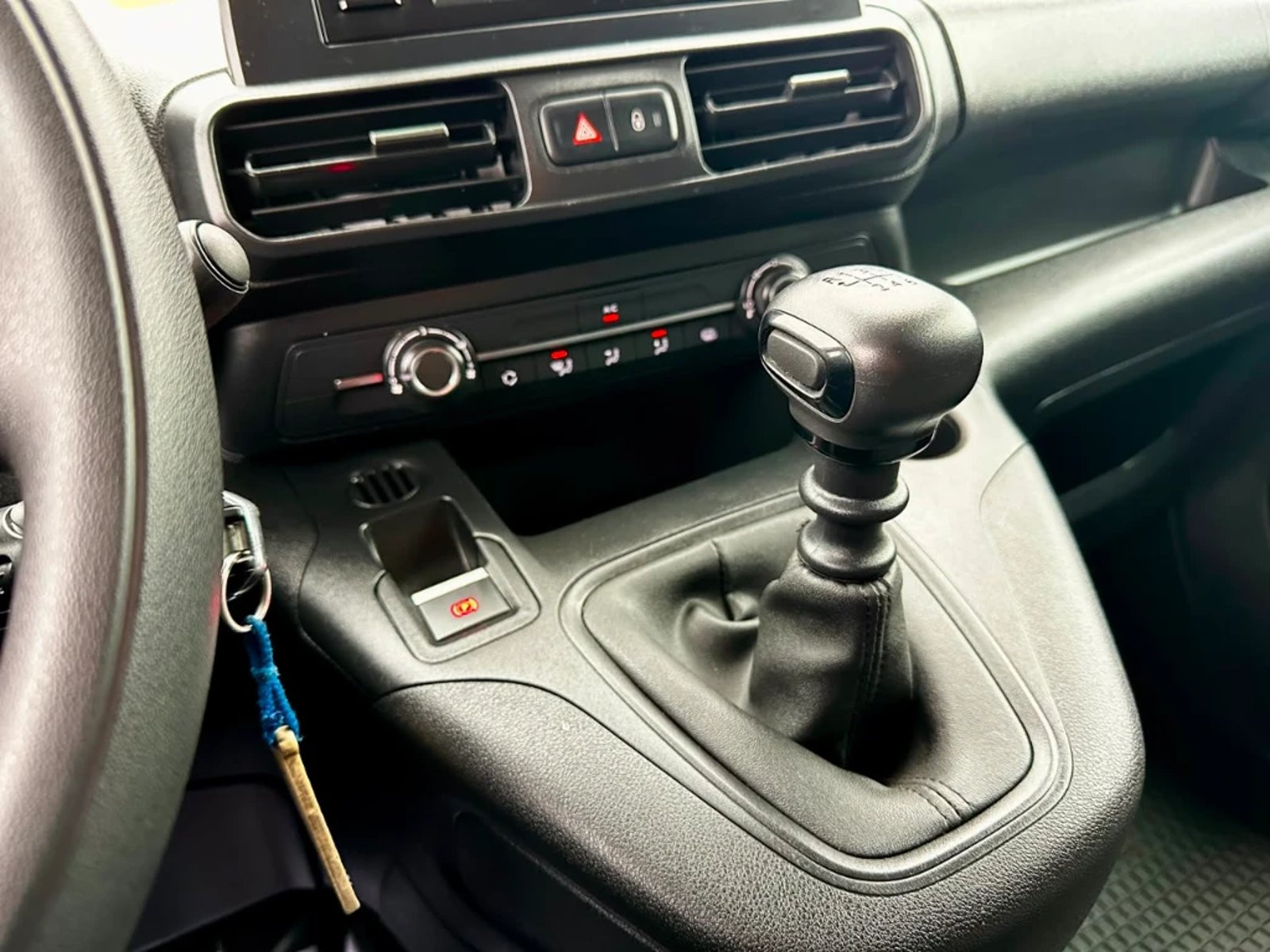 CITROEN BERLINGO 2024 - Imagen 10 de 20