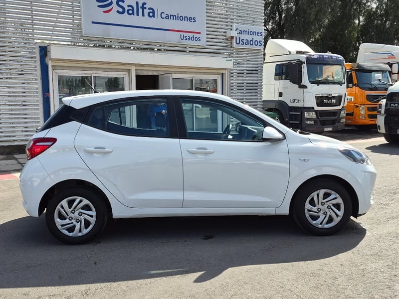 Hyundai Grand i10 2023 - Imagen 4 de 20