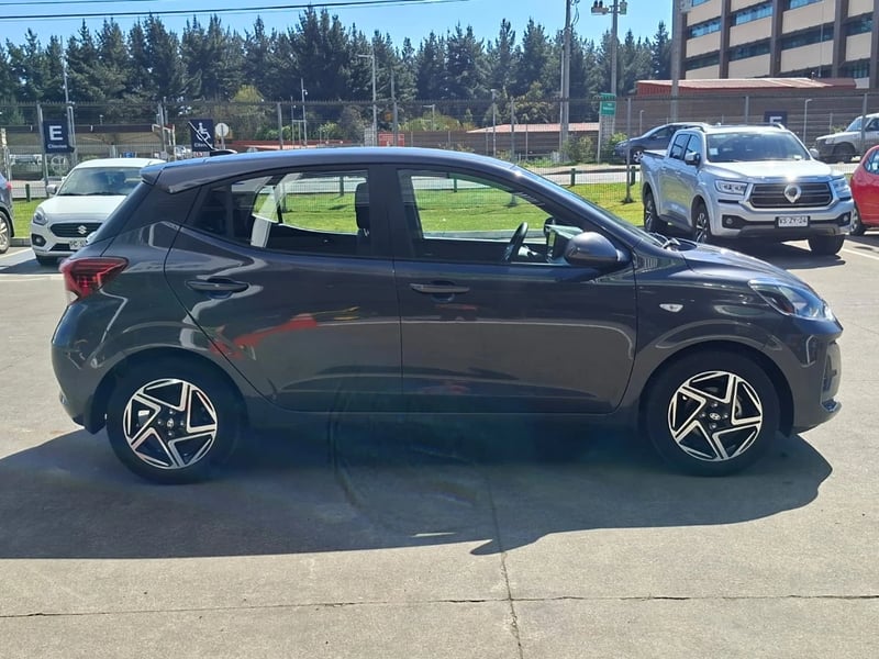 Hyundai Grand i10 2025 - Imagen 4 de 20