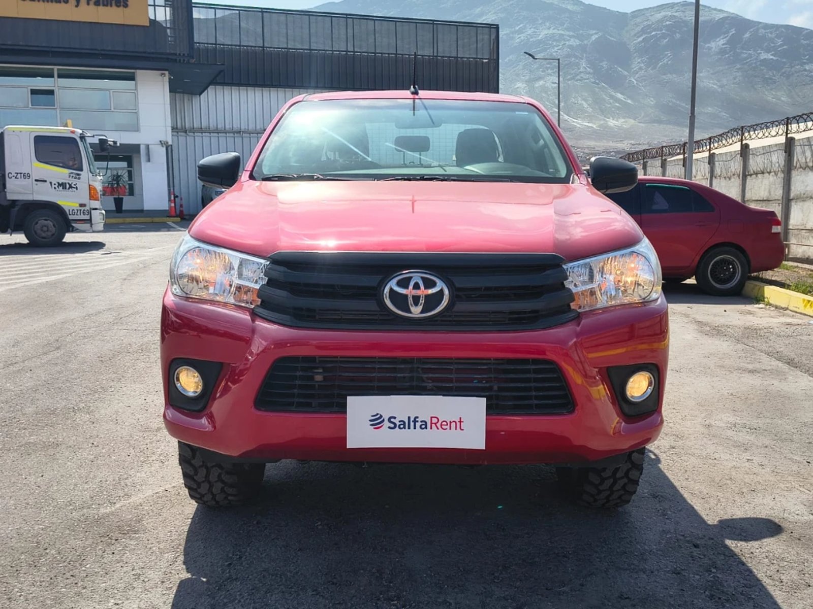 Toyota Hilux 2024 - Foto 2 de 20