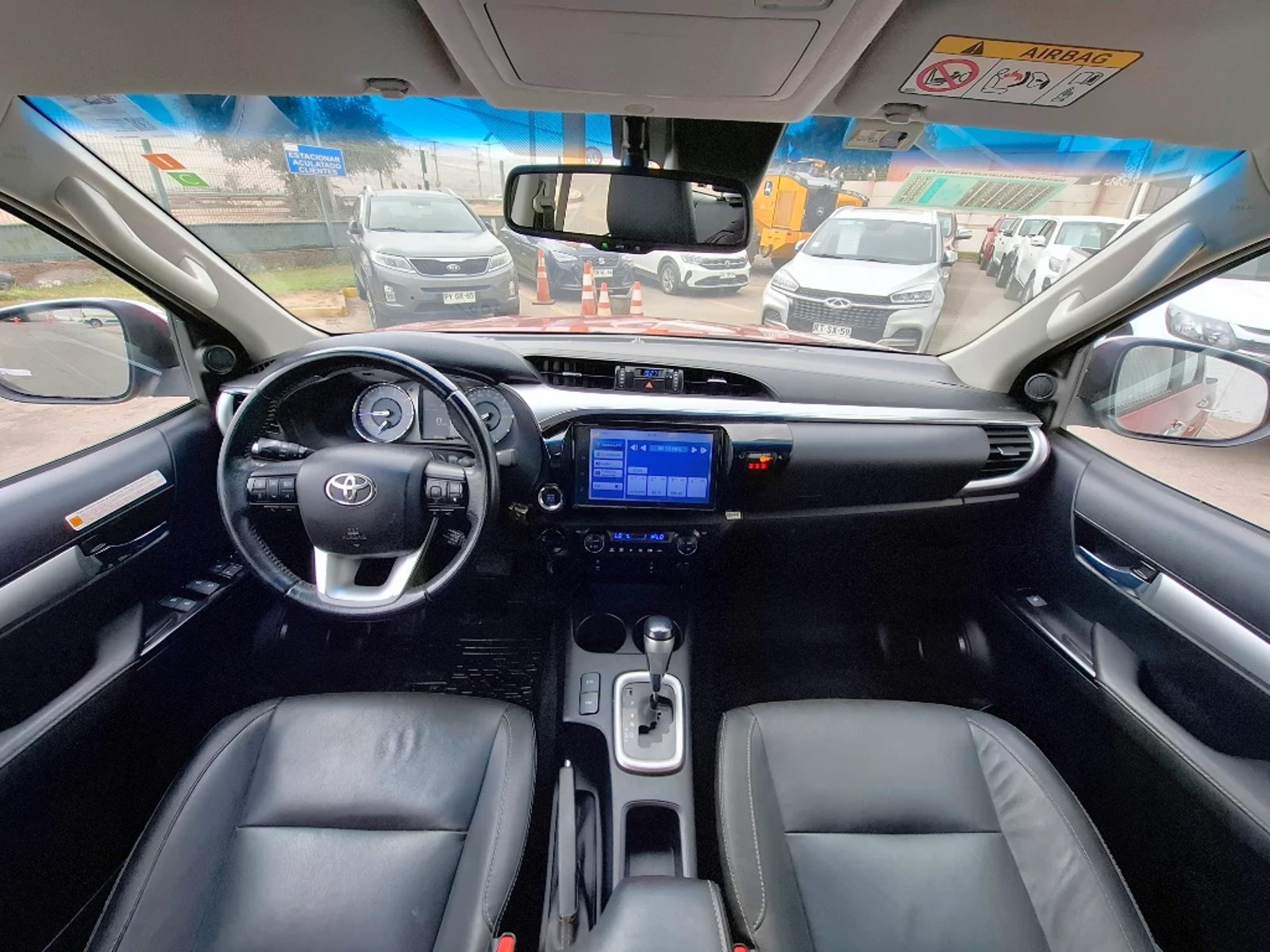 TOYOTA HILUX 2023 - Imagen 20 de 20