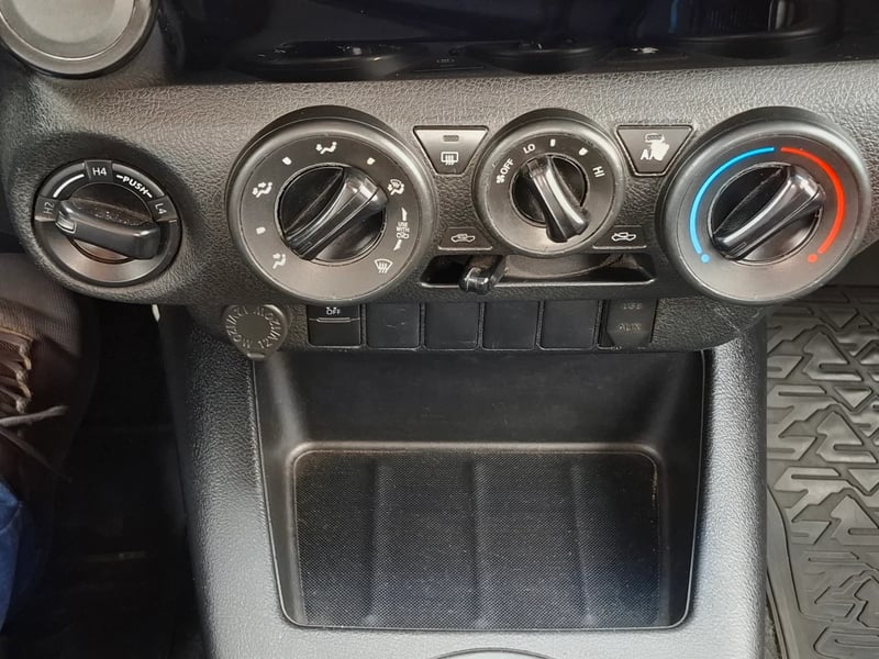 Toyota Hilux 2024 - Imagen 18 de 20