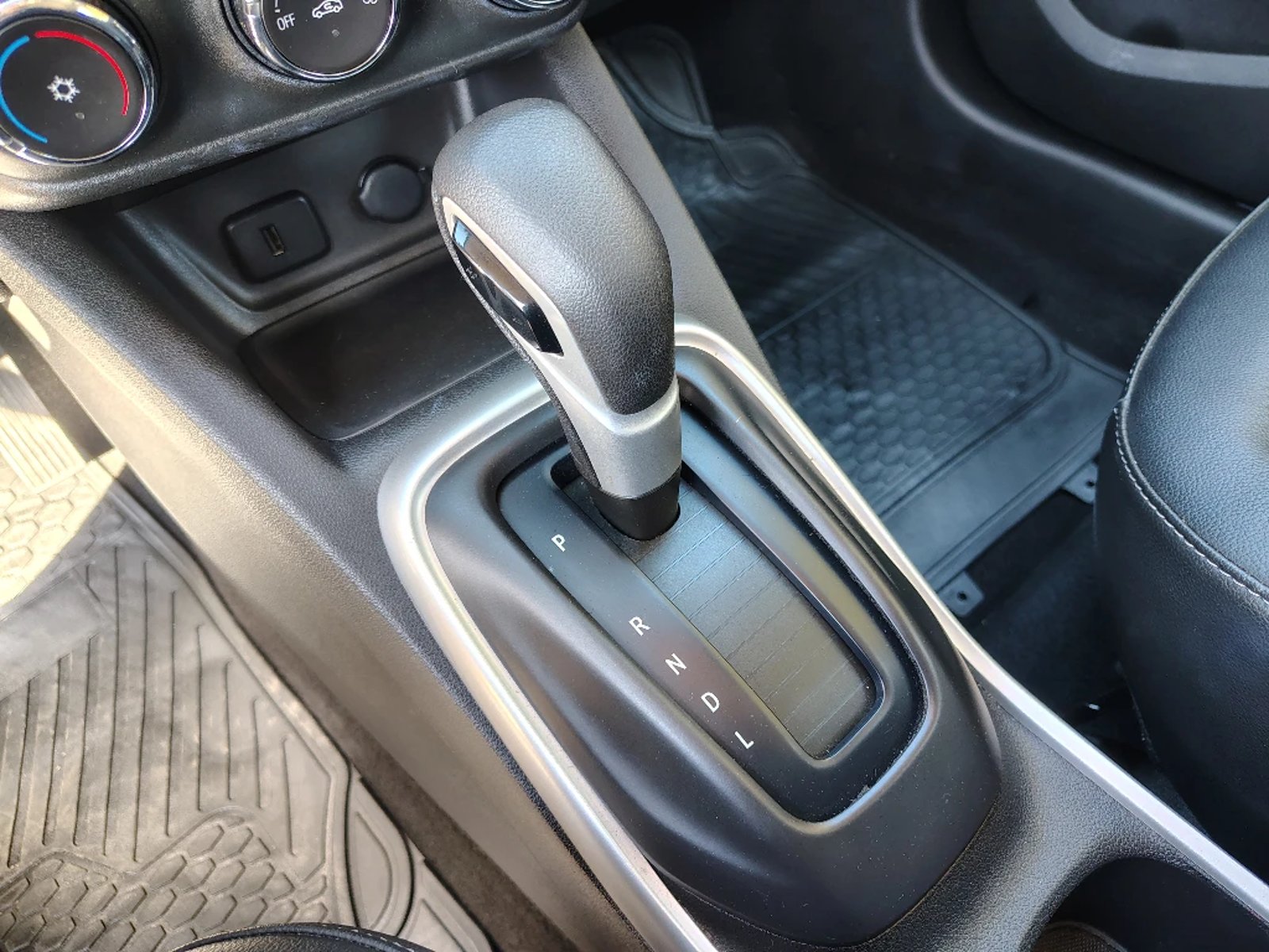 CHEVROLET TRACKER 2022 - Imagen 19 de 20