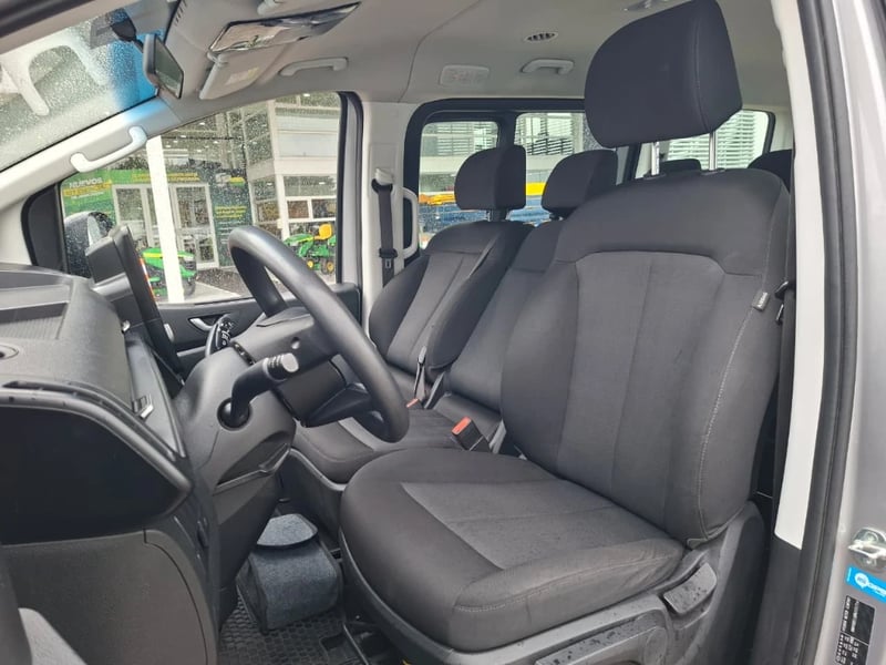 Hyundai Staria 2024 - Imagen 12 de 20