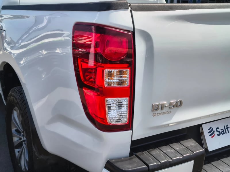 Mazda Bt-50 2024 - Imagen 9 de 20