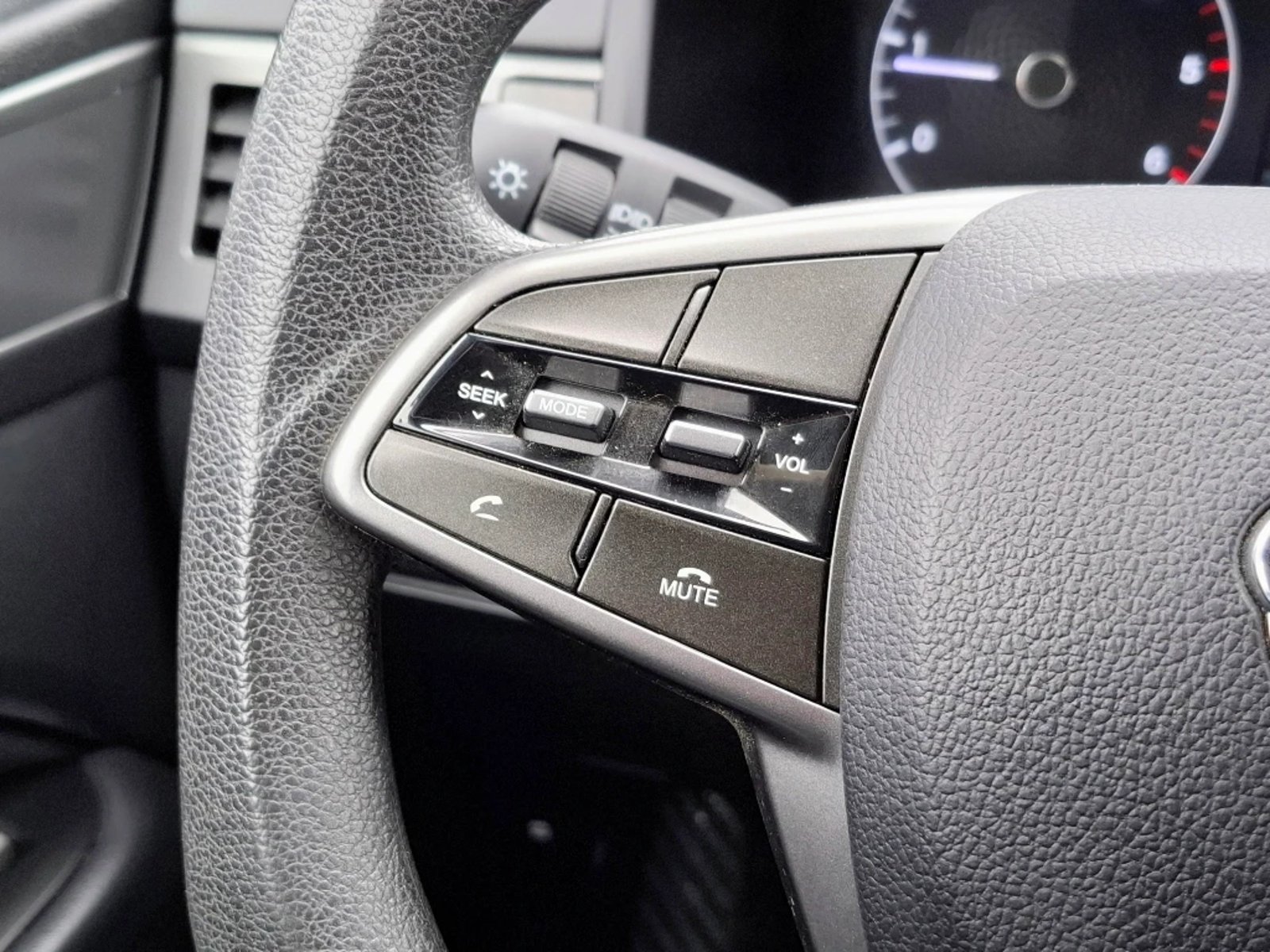 SsangYong Grand musso 2023 - Imagen 15 de 20