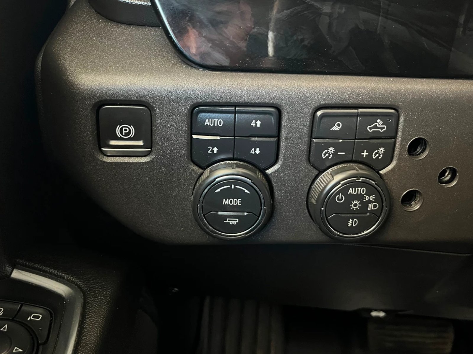 Chevrolet Silverado 2024 - Imagen 15 de 19