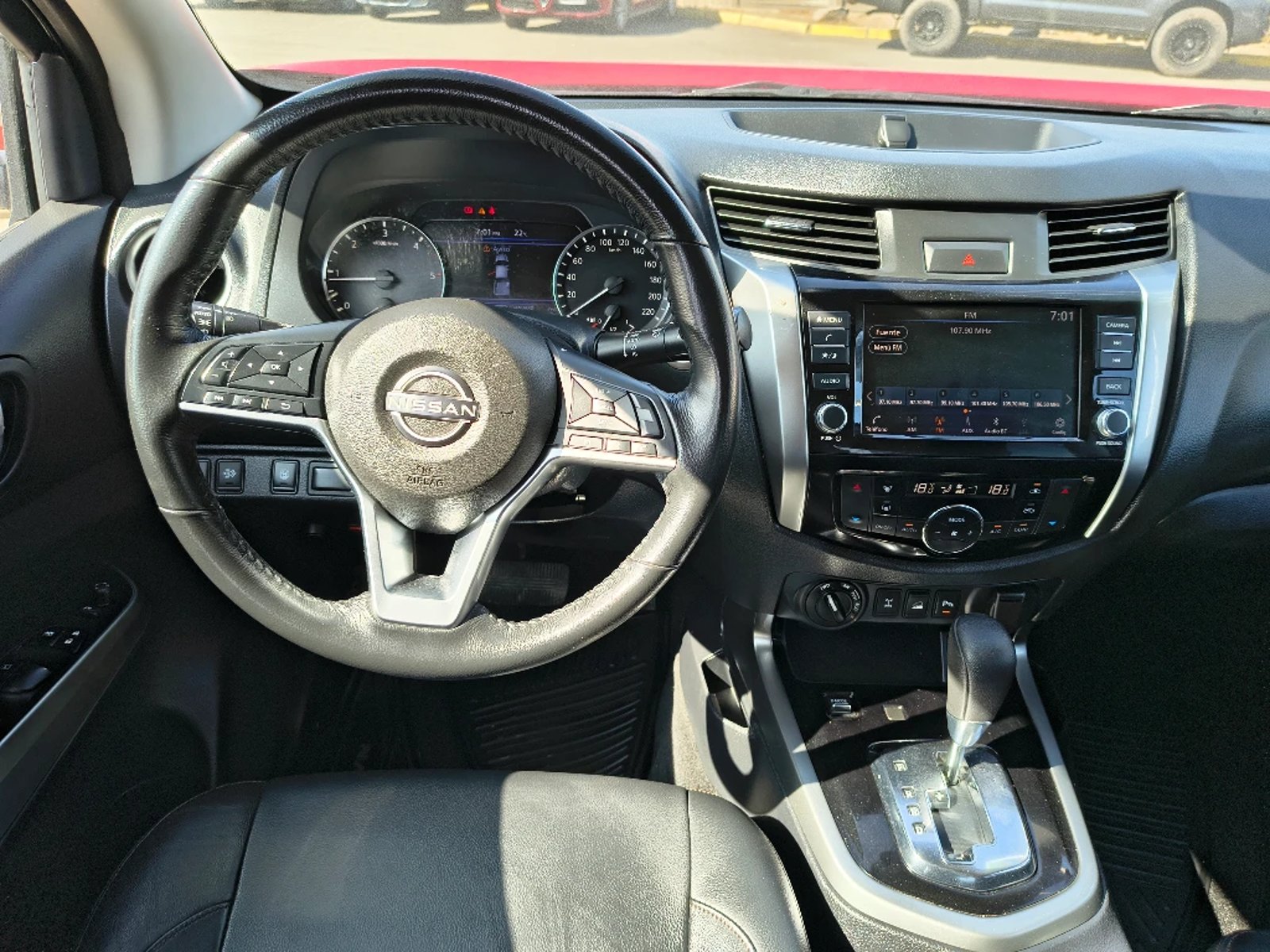 NISSAN NAVARA 2023 - Imagen 16 de 20