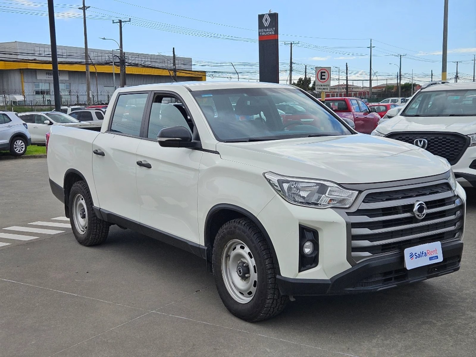 SsangYong Grand musso 2023 - Foto 3 de 20