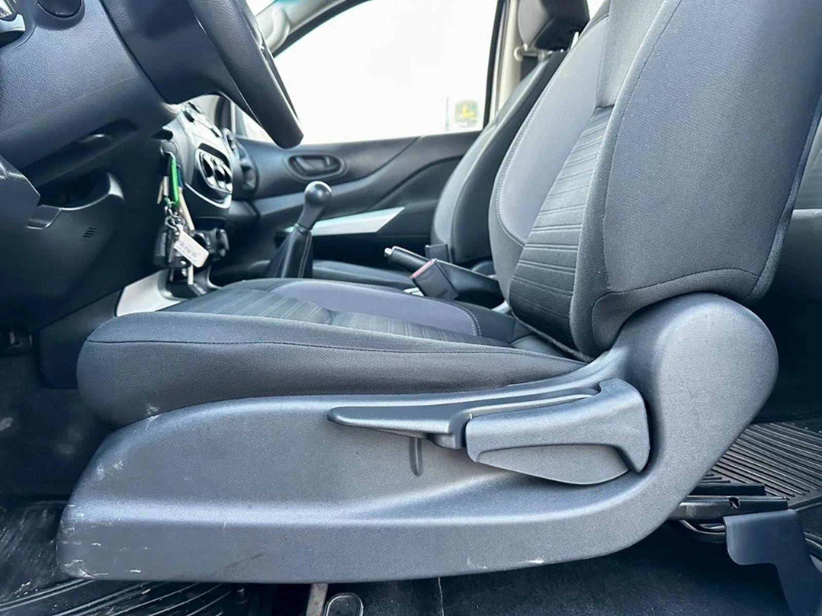 NISSAN NAVARA 2023 - Imagen 14 de 20