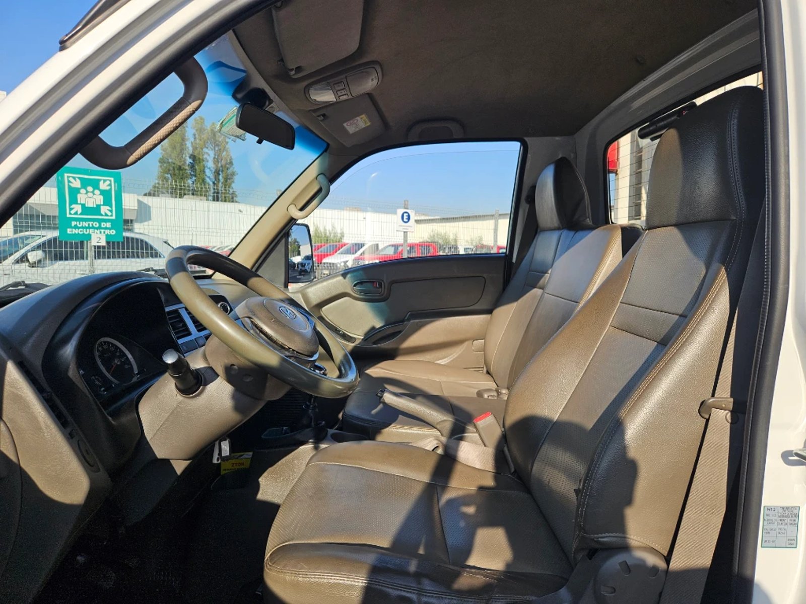 HYUNDAI PORTER 2022 - Imagen 13 de 20