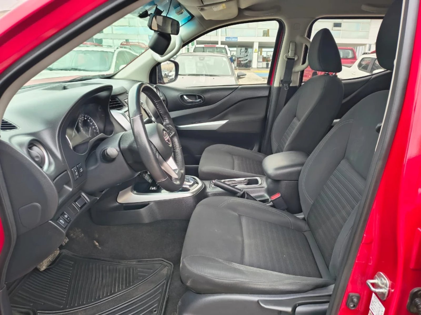 Nissan Navara 2023 - Imagen 13 de 20