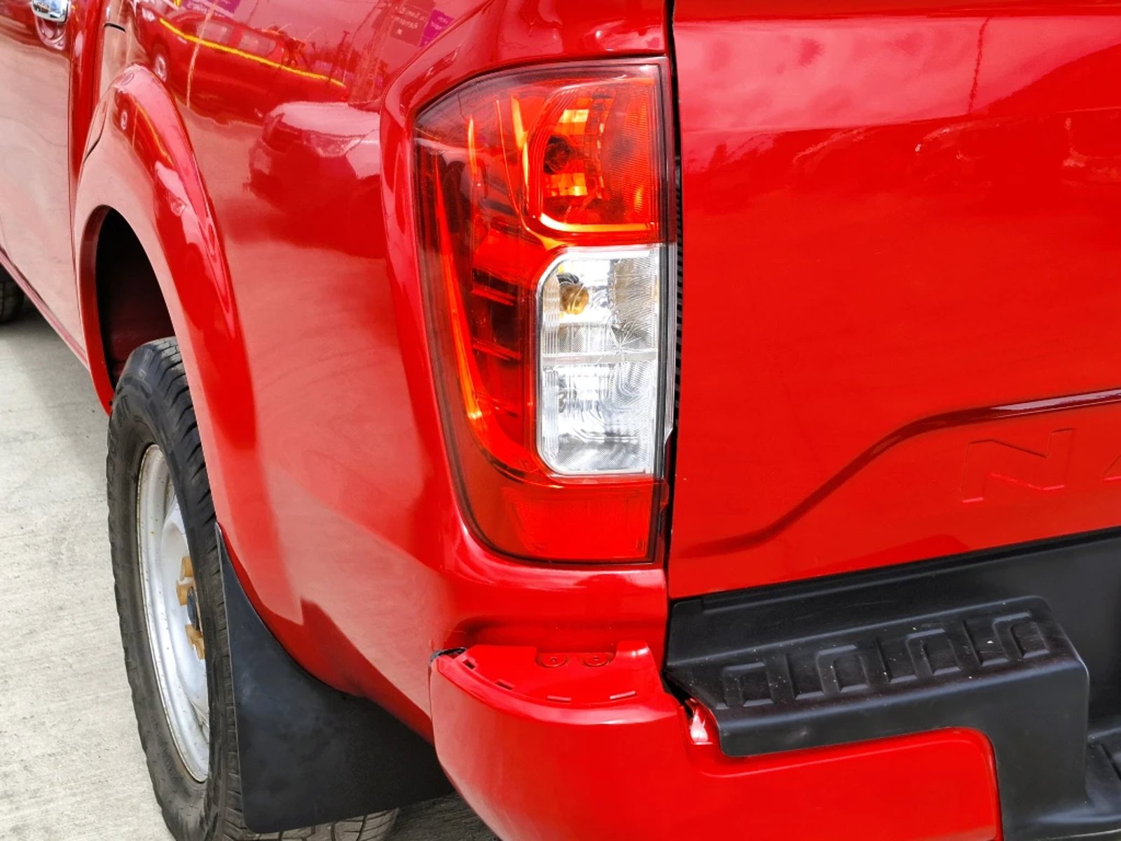 NISSAN NAVARA 2023 - Imagen 9 de 20