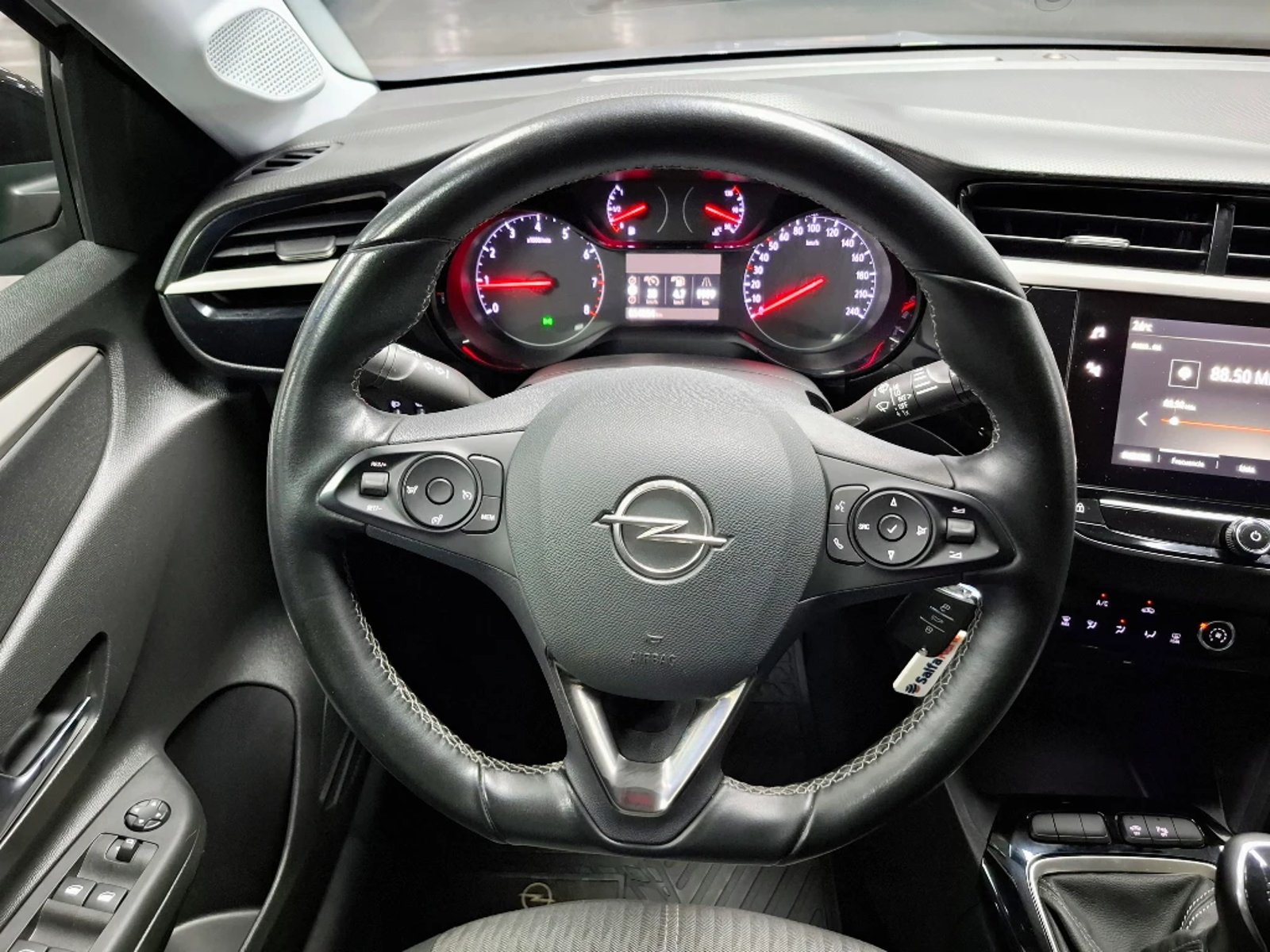 OPEL CORSA 2022 - Imagen 14 de 20