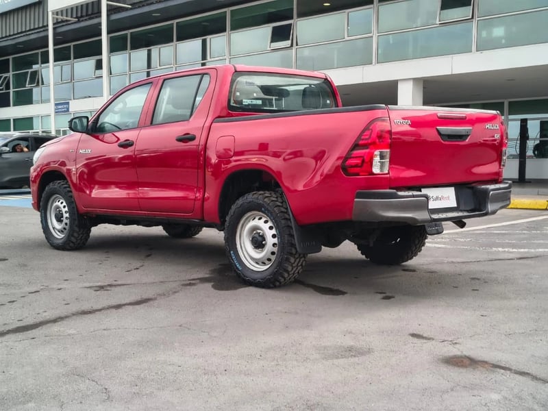 Toyota Hilux 2024 - Imagen 7 de 20