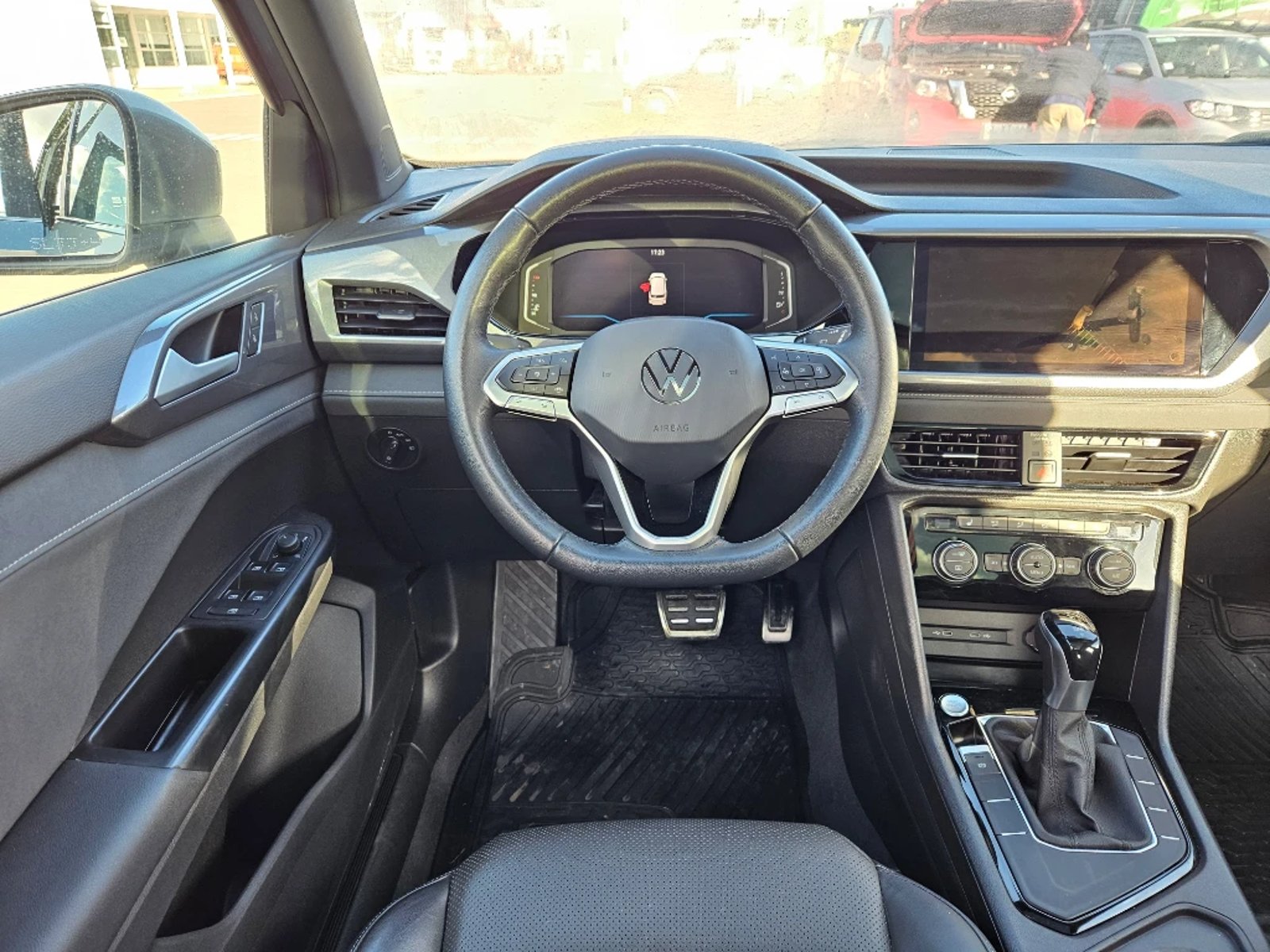 Volkswagen Taos 2023 - Imagen 13 de 20