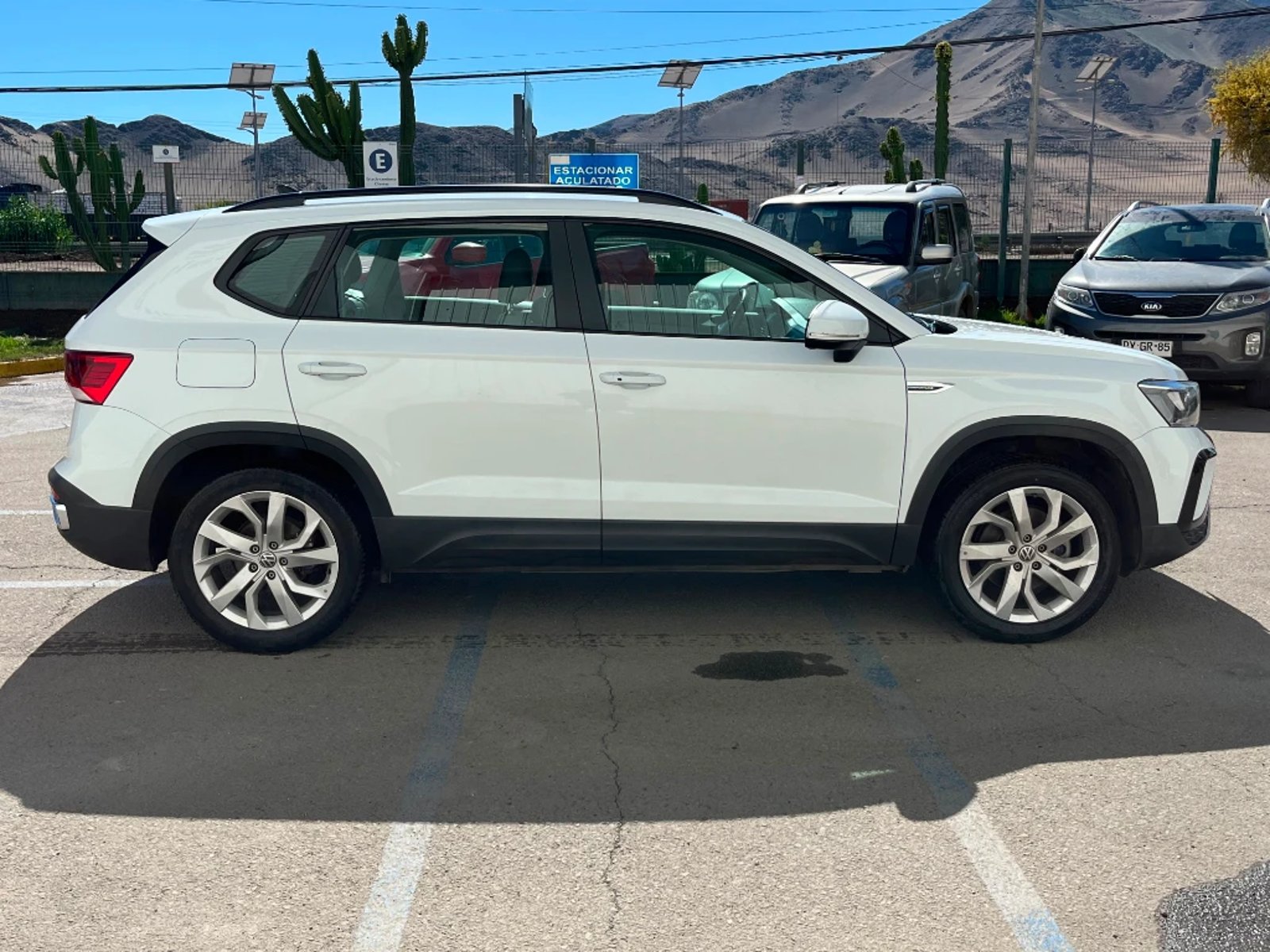Volkswagen Taos 2023 - Imagen 7 de 20