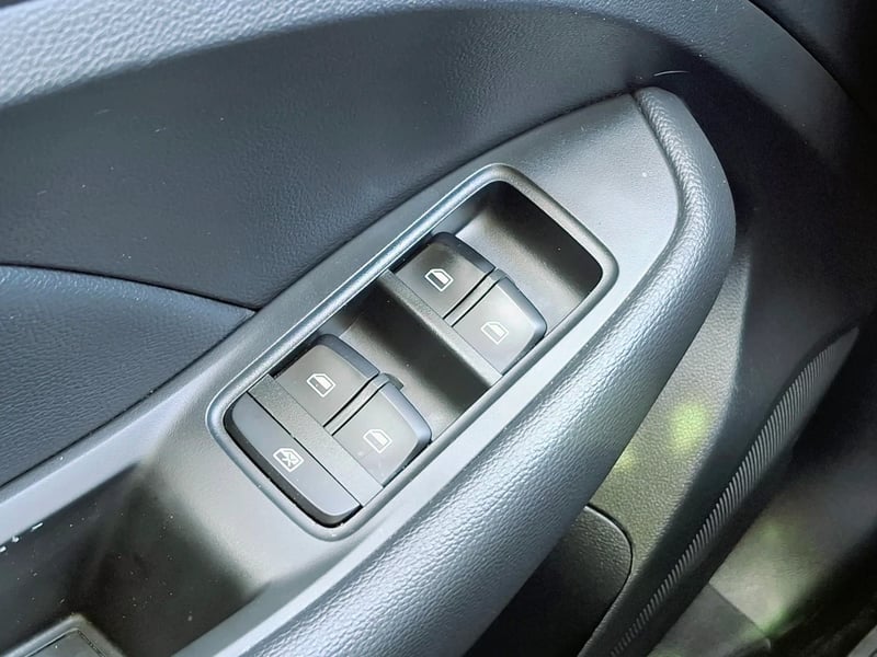 MG Zs 2023 - Imagen 12 de 20