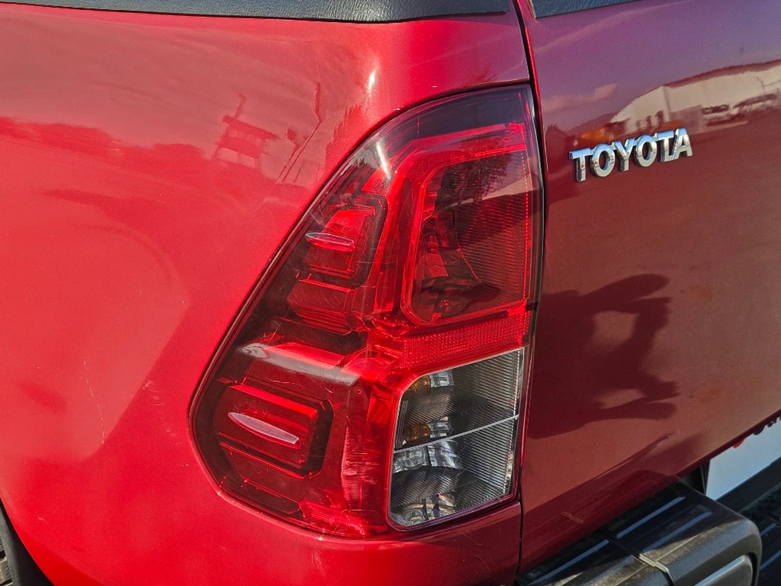 Toyota Hilux 2023 - Imagen 12 de 20