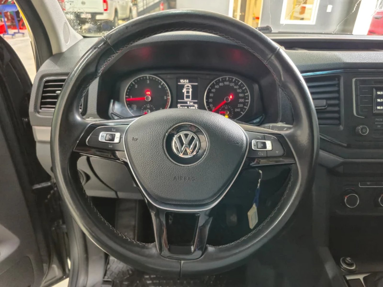 Volkswagen Amarok 2023 - Imagen 17 de 20