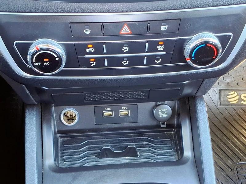 SsangYong Grand musso 2023 - Imagen 19 de 20