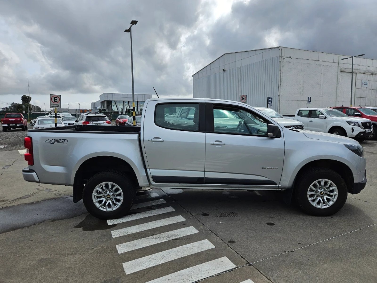 CHEVROLET COLORADO 2023 - Imagen 4 de 20