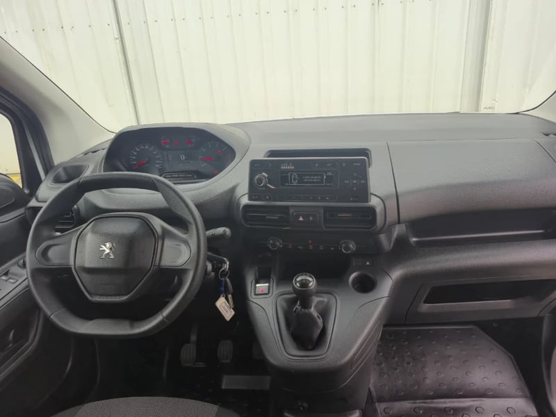 Peugeot Partner 2023 - Imagen 17 de 20